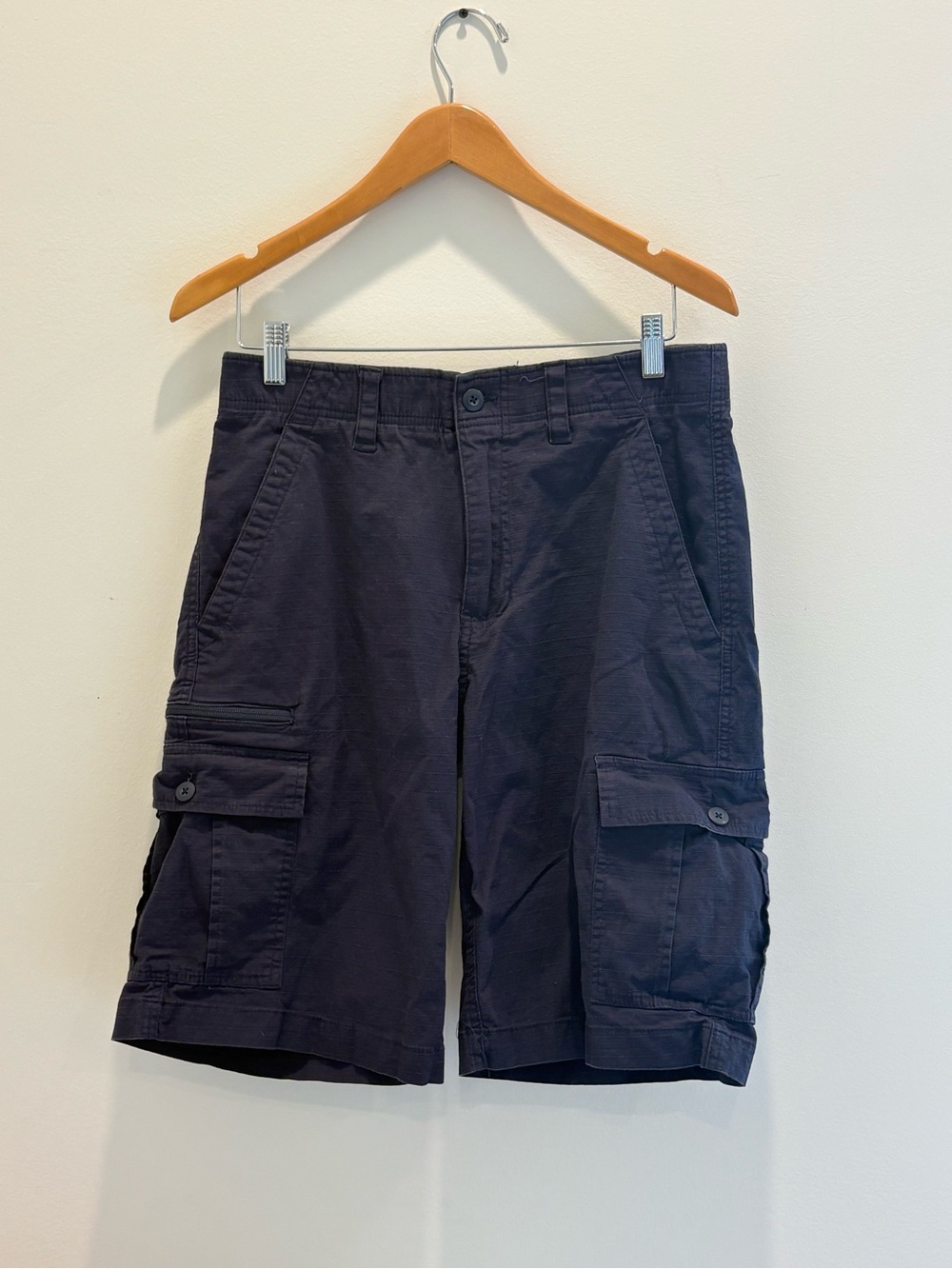 Men's Dark Navy Cargo Shorts with Utility Pockets